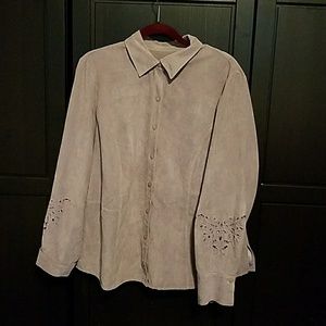 Lavender sheet with sleeve detail